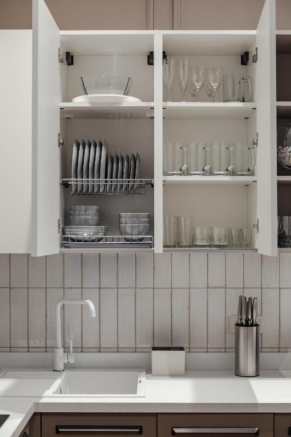 New! Luxury Apartment In The Center Of Odessa Overlooking Deribasovskaya Str. Low Price! エクステリア 写真